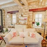 Yukari Sokak Vip Butik Отель
