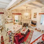 Yukari Sokak Vip Butik Отель Алачати