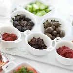 Yukari Sokak Vip Butik * אלאקאטי