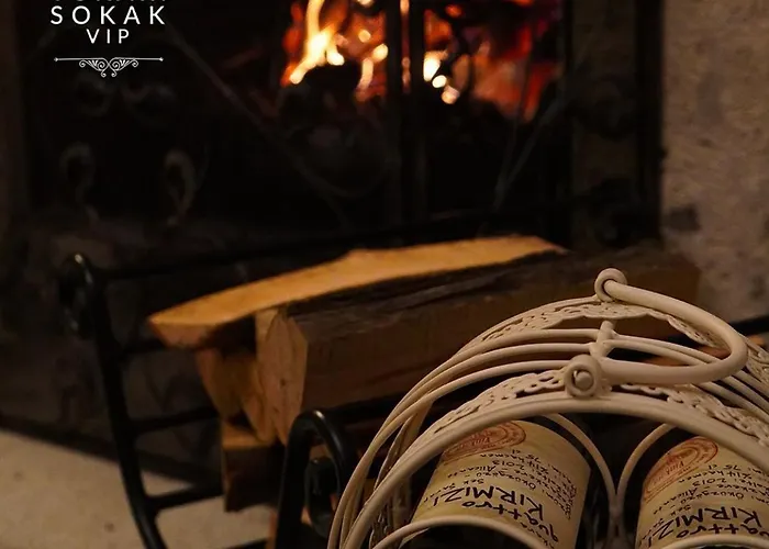 Yukari Sokak Vıp Butık