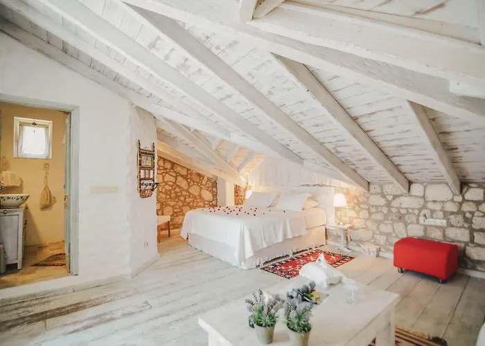 Yukari Sokak Vıp Butık Otel